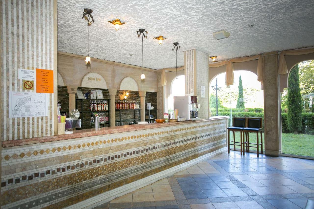 אלניטה Andalucia Beach Hotel מראה חיצוני תמונה