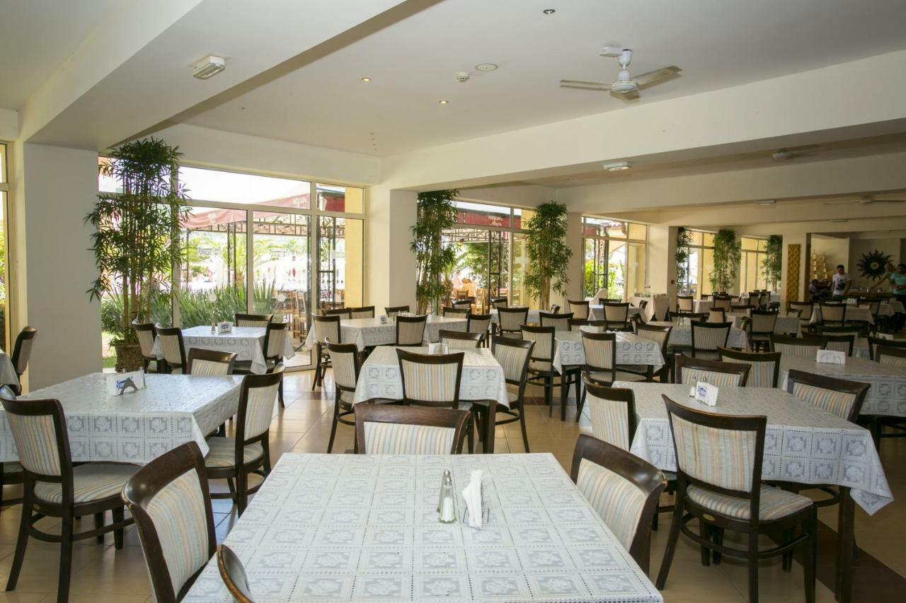 אלניטה Andalucia Beach Hotel מראה חיצוני תמונה